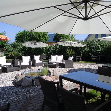 Strand-Hotel Lobbe Εξωτερικό φωτογραφία